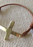 pulsera-cuero-cruz-llenadegracia