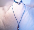 collar-cruz-pulsera-azul