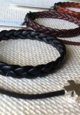 pulsera-hombre-tranzada-cruz-llenadegracia